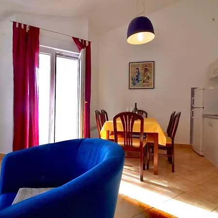 Maja Pjescana Apartment *