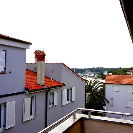 Maja Pjescana Apartment *